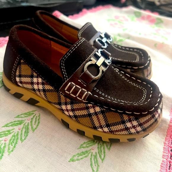 Burberry Other - Burberry Brown and Yellow Kids Moccasins
